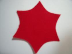 Flower Center Pointed Laser Cut Appliques (Size: 2.25"H, Color: Red )
