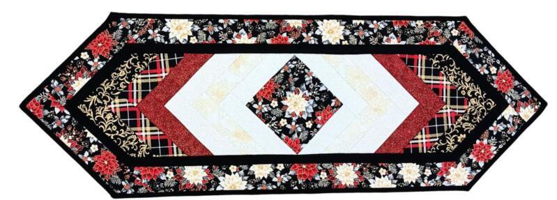 Braided Table Runner Kit - Poinsettia (Price: KIT)