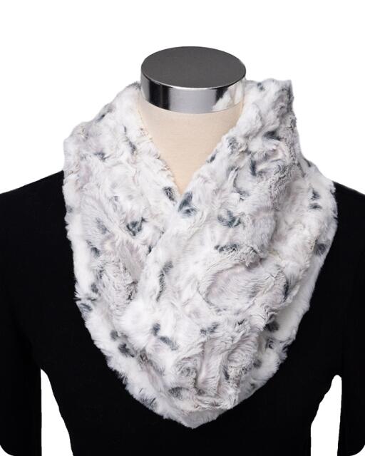 OHIO - word (Color: Snowy Owl Alloy, Price: with FUSIBLE - 4"H)