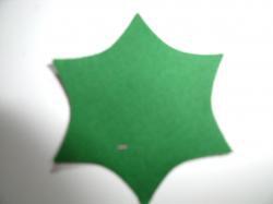 Flower Center Pointed Laser  Cut Appliques (Size: with FUSIBLE - 2.25"H, Color: Green  )