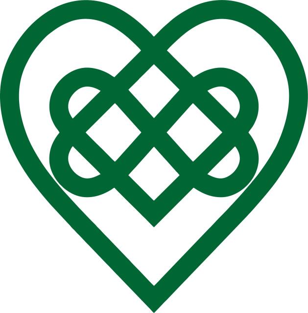 Celtic Bound Hearts Silhouette Laser Cut Appliques (Color: Dark Green, Size: 9"W)