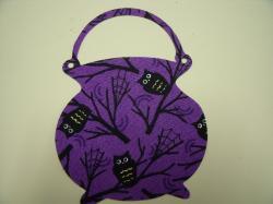 Cauldron w/Handle Laser Cut Appliques (Size: 4"W, Color: Purple w/Owls)