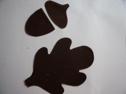 Acorn & Leaf Set Laser Cut Appliques (Size: 6"H, Color: Brown  )